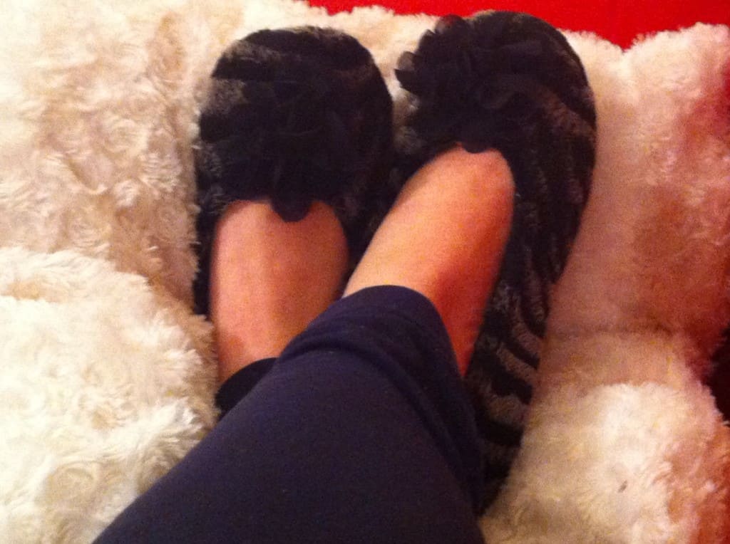slippers b frugal fashion