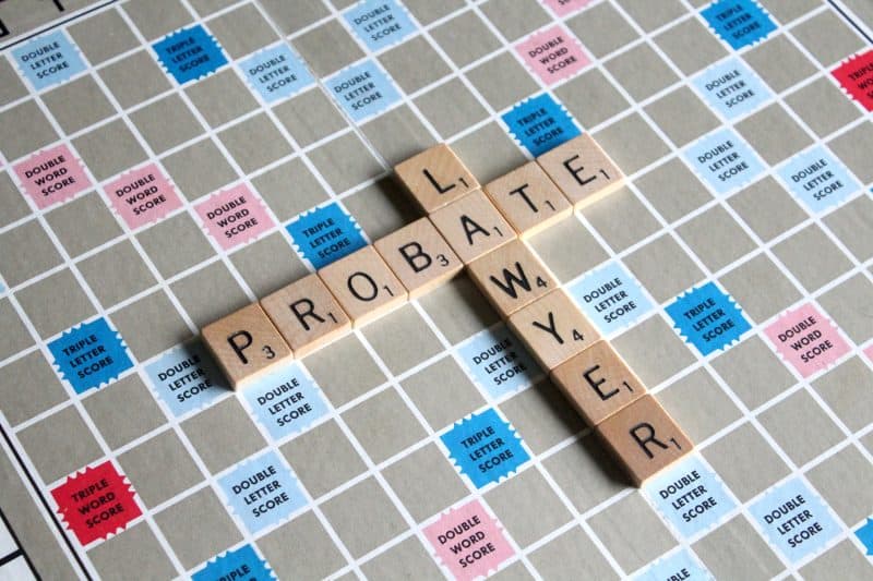 4 Ways a Wills and Probate Solicitor Can Help You to Save Money